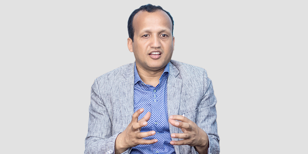 पर्यटक कुरिरहेको बेगनास ताल-492132